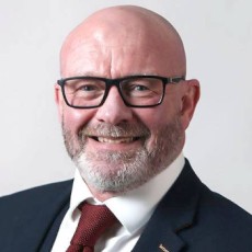 Neil McNicholas, Unipart Rail